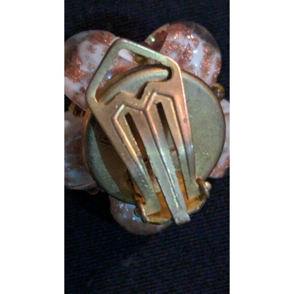 Vintage Cluster Bead Clip-On Earrings White/Gold Glitter Swirl Retro Statement J - Picture 7 of 8